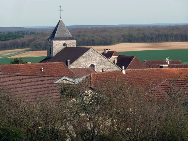Photo à ColombeylesDeuxÉglises (52330) L'unique église de Colombey