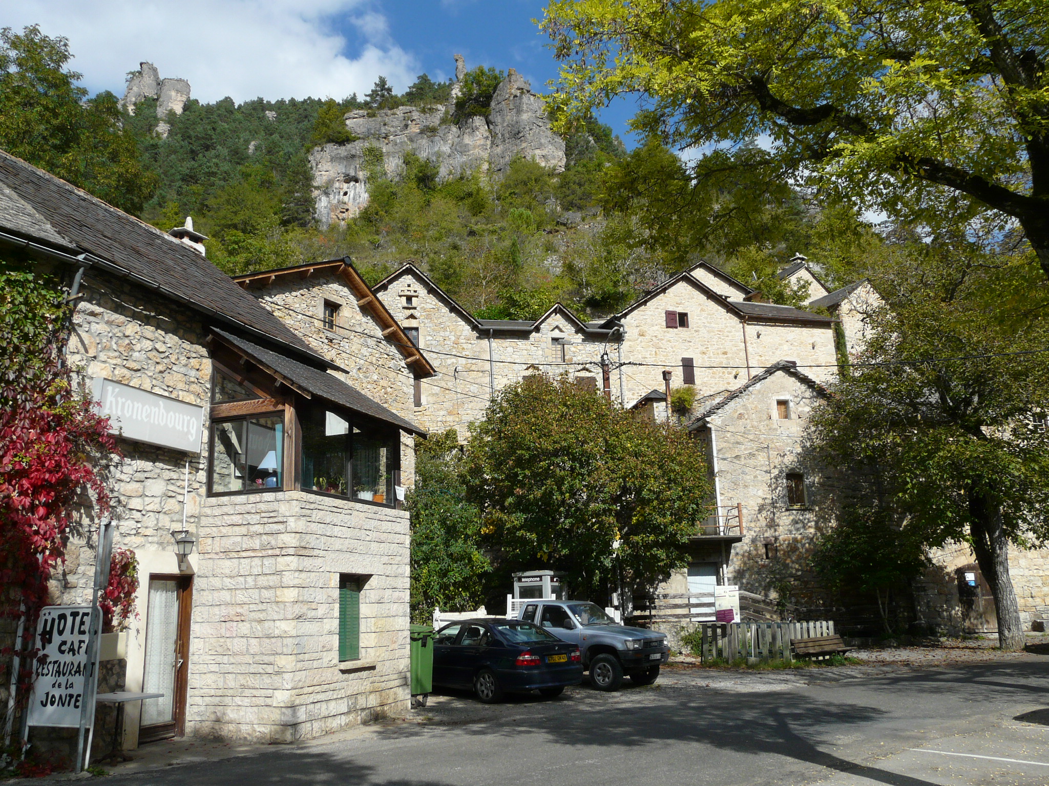 Photo à Meyrueis (48150) Le hameau Les Douzes Crédit André