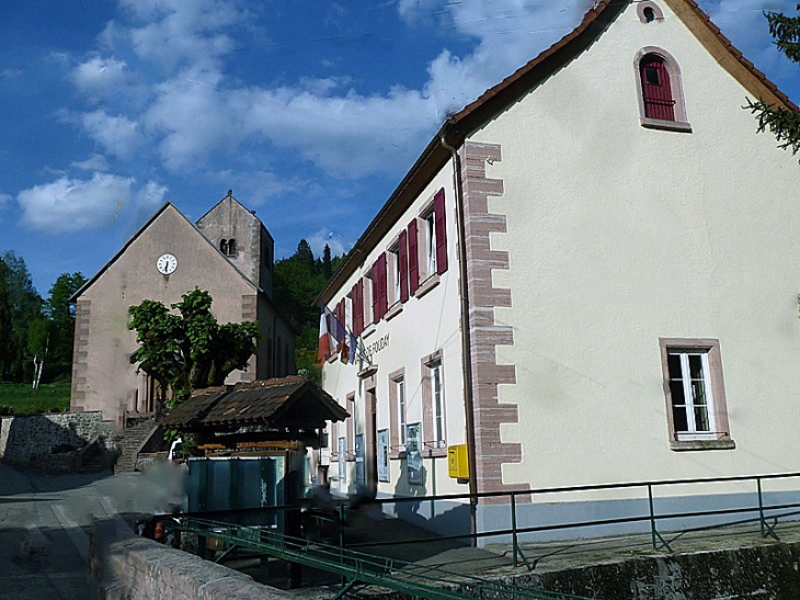 La mairie et l'église - Fouday