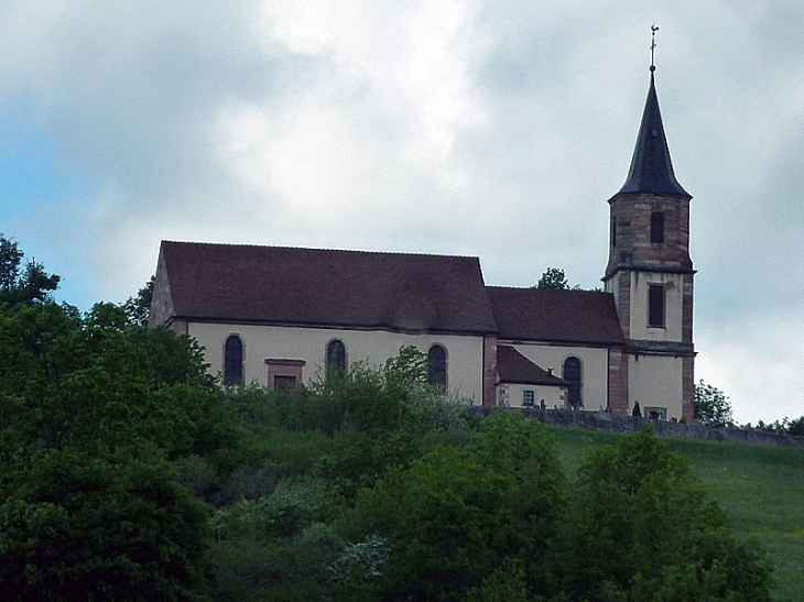 L'église Saint Gilles perchée sur le Kirchberg - Saint-Pierre-Bois