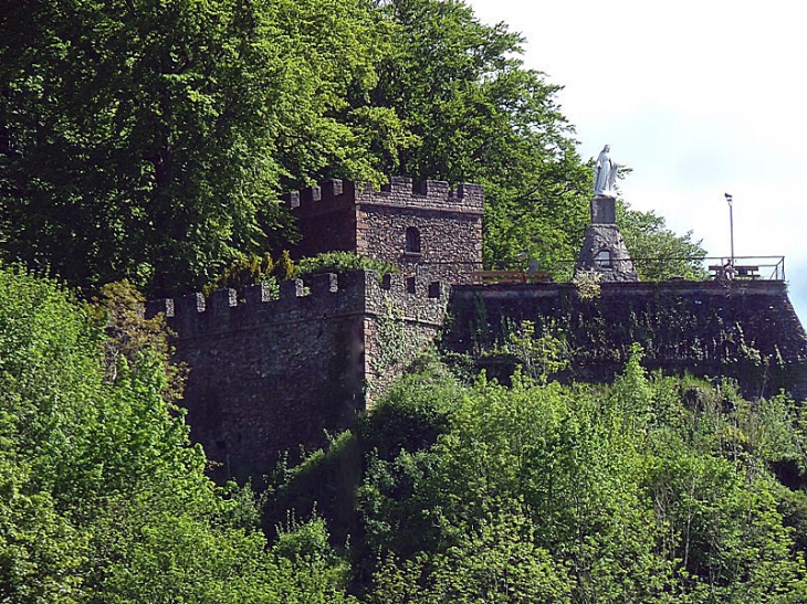 Vue sur le château - Schirmeck