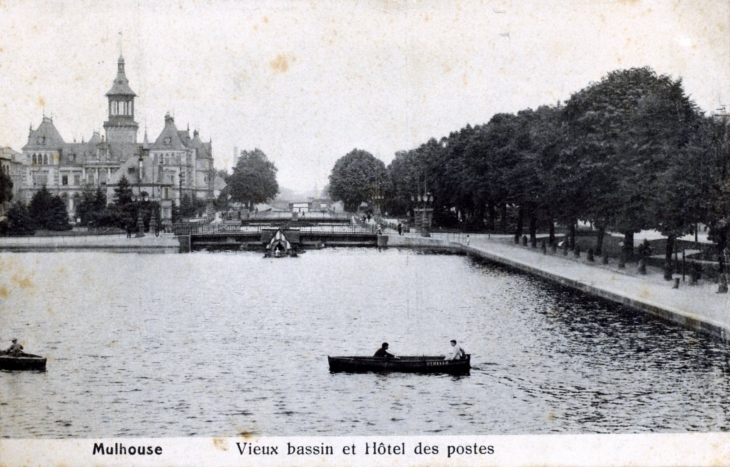 Vieux bassin et hôtel des postes, vers 1919 (carte postale ancienne). - Mulhouse