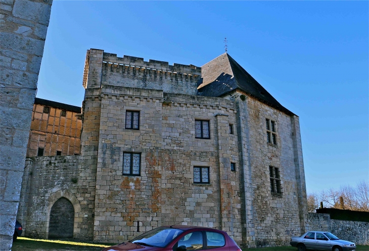 Le château - Ajat
