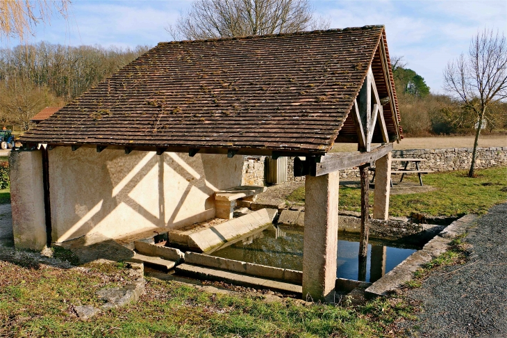 Le Lavoir - Ajat