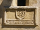 Photo suivante de Ajat Inscription sur le linteau d'une porte du château.