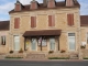 Photo suivante de Alles-sur-Dordogne Mairie