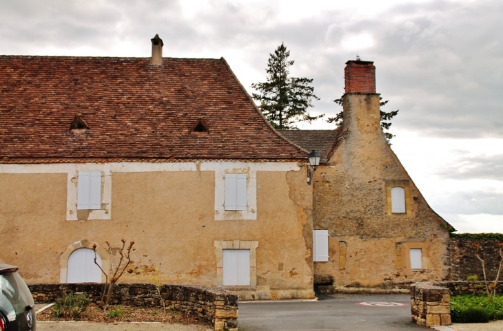 Le Village - Audrix