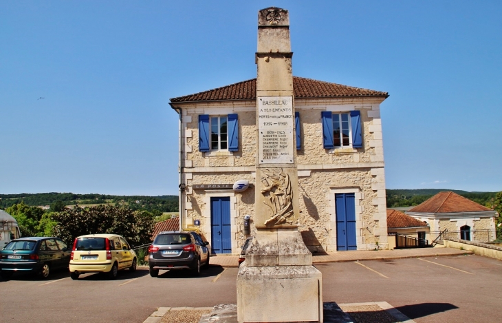 Monument-aux-Morts - Bassillac