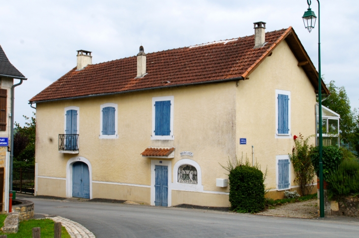 Maison du village. - Beauregard-de-Terrasson