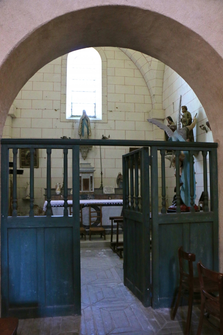 Chapelle latérale nord de l'église Saint Martin. - Cherval