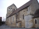 L'église romane et son clocher mur à 4 baies campanaires, cette église abrite le musée de l'harmonium.