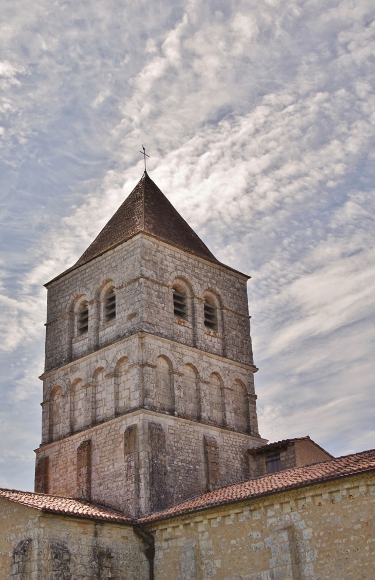 Chapelle Saint-Robert - Javerlhac-et-la-Chapelle-Saint-Robert