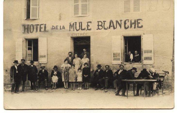 Hotel Mule Blanche  en   193O - La Bachellerie