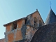 Photo suivante de Saint-Jory-las-Bloux Eglise Saint Georges : Le clocher carré repose sur une coupole avec modillons sculptés.