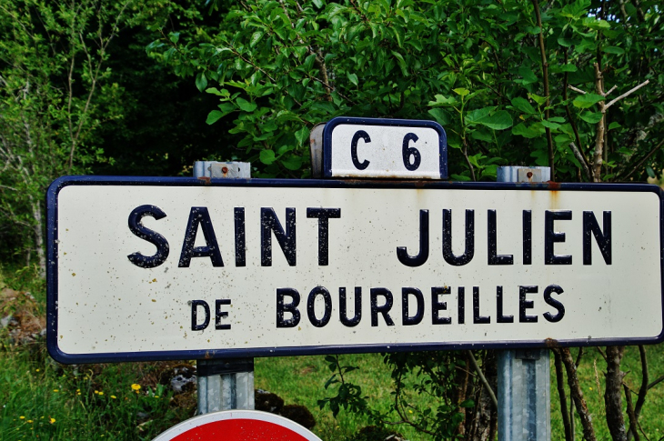  - Saint-Julien-de-Bourdeilles
