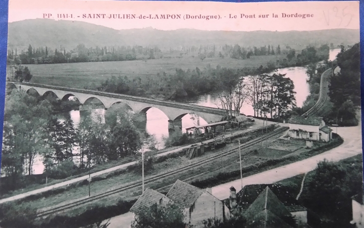 Le pont sur la Dordogne - Saint-Julien-de-Lampon