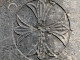 Photo suivante de Saint-Martial-de-Valette Gravure de chaque coté du portail de l'église Saint Martial.
