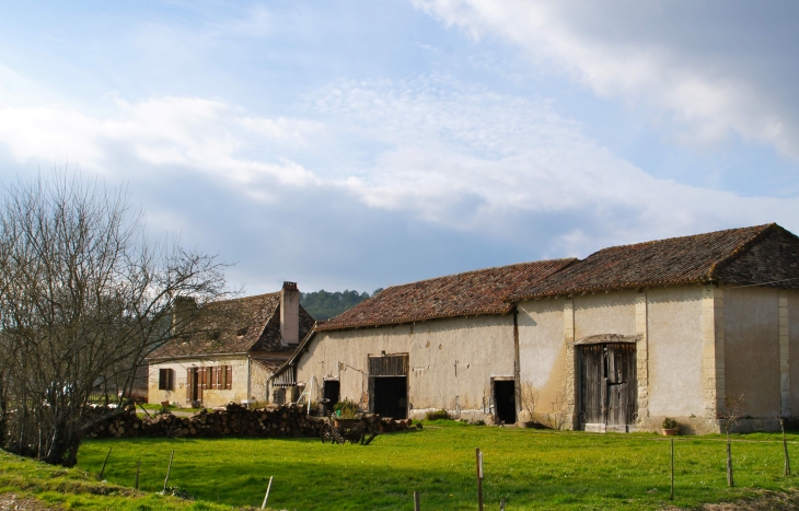 Architecture rurale. - Saint-Martin-l'Astier