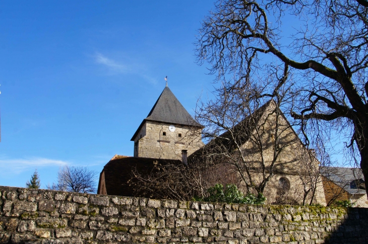 L'église saint Médard. - Saint-Médard-d'Excideuil