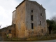 Ruines de la Maison du Prieur, construite au début du XIVe siècle à la demande du prieur de saint-Avit-Sénieur.