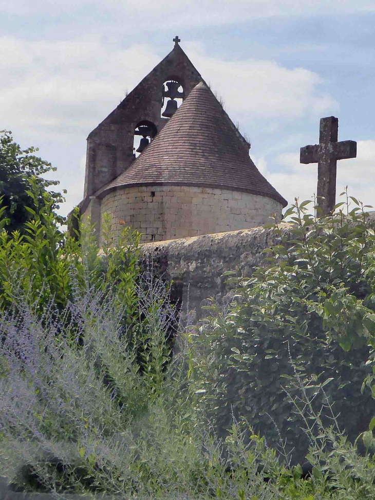 Le chevet de l'église - Salles-de-Belvès