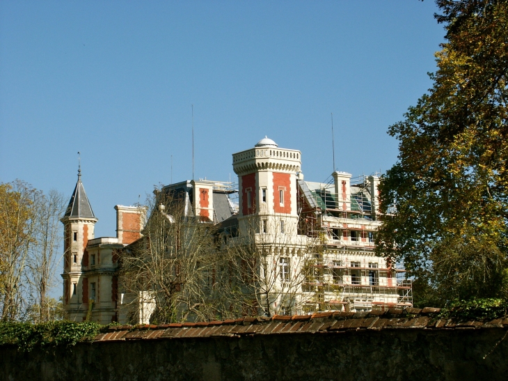 Le château Magne du XIXe siècle. - Trélissac