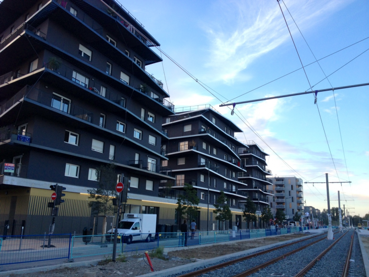 Le-nouveau-quartier-ginko desservi par un ligne du tramway. - Bordeaux