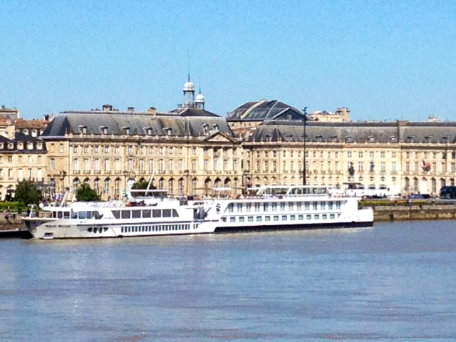Le paquebot fluvial  - Bordeaux