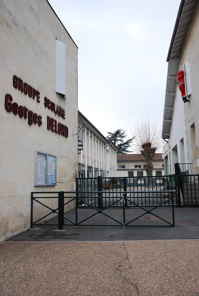 Groupe Scolaire Georges DELORS - Lussac