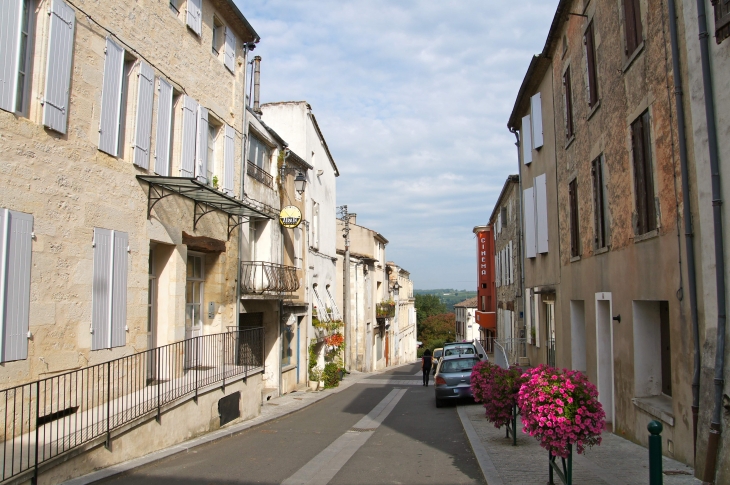 Rue-porte-du-drot - Monségur
