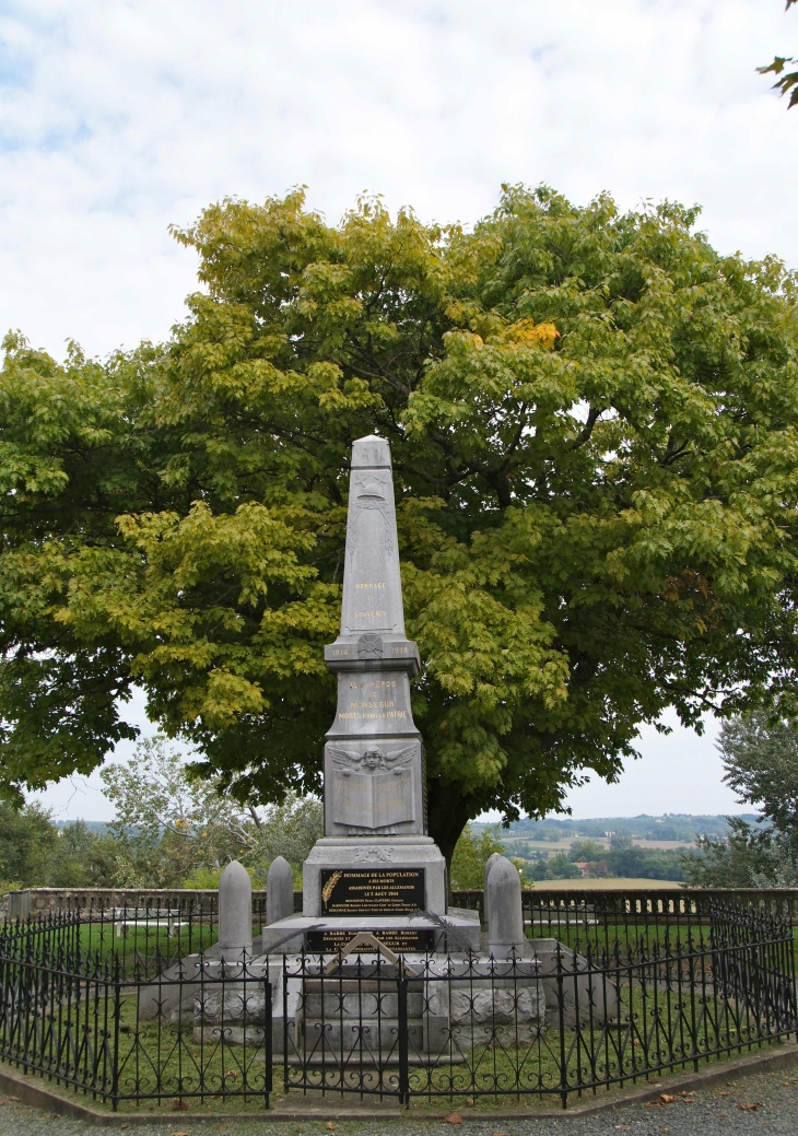 Le Monument aux Morts - Monségur