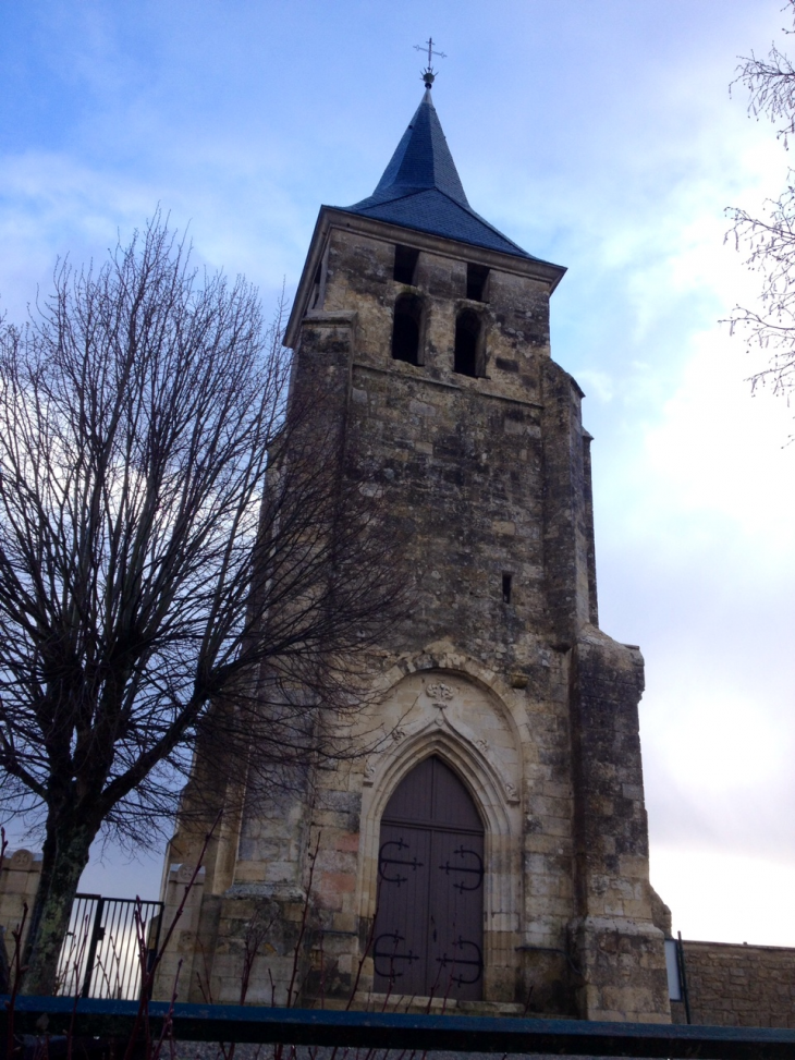 Le clocher de l'église Saint Martin. - Pompignac