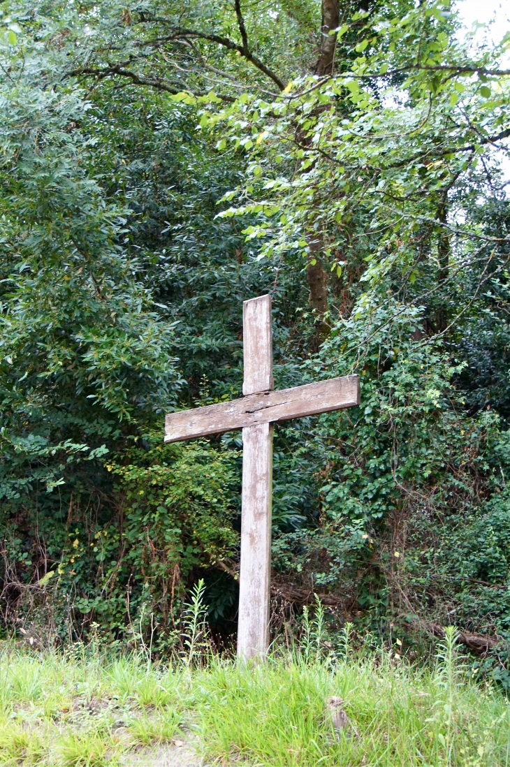 Croix de Mission, début du XXe siècle. - Puynormand