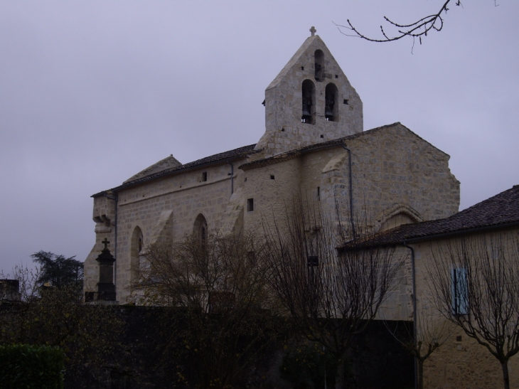 Eglise gothique 16ème, nef romane - Rimons