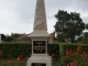 Photo suivante de Saint-Christophe-de-Double Le Monument aux Morts