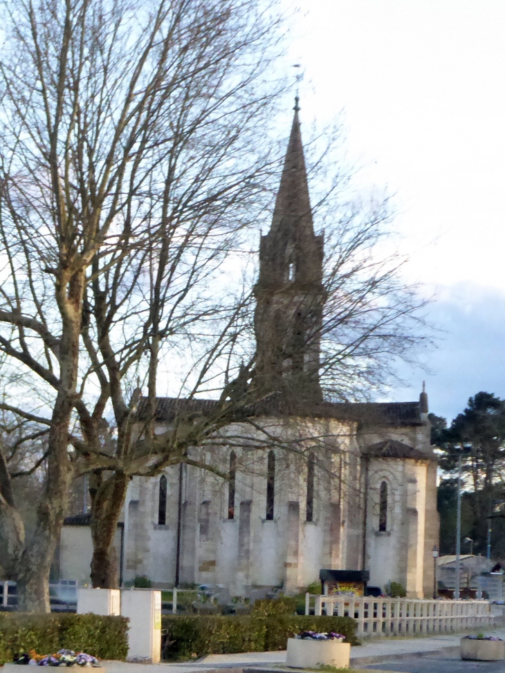 L'église - Saint-Jean-d'Illac