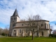 L'église Notre-Dame de Losse, donnée le 13 novembre 1197 par l'archevêque d'Auch à la maison vicomtale de Gabarret, a été par la suite placée sous la dépendance de l'abbaye de la Sauve-Majeure.