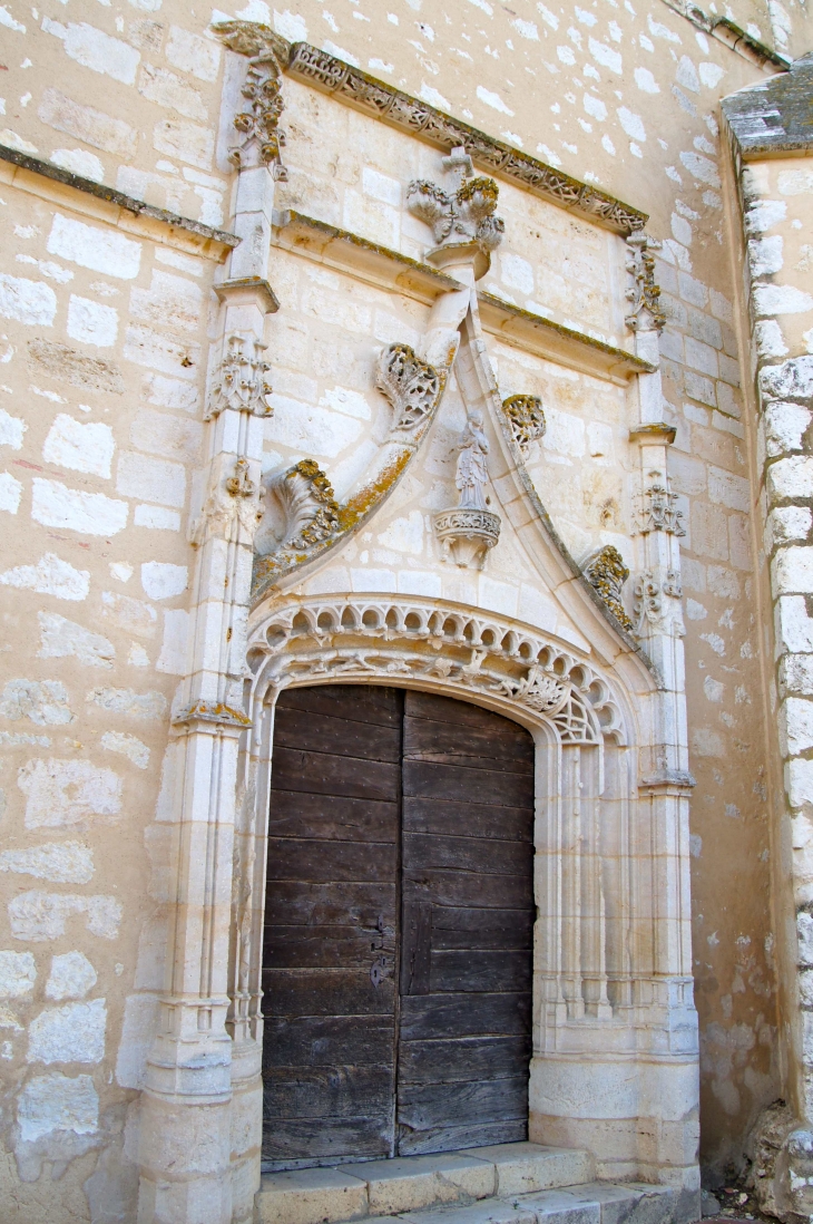 Le portail de l'église de Saint-Cricq. - Parleboscq