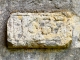 L'année 1637 apparaît sur une pierre du mur Sud de la nef de l'église Saint-Michel de Laballe.