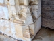 Détail du pilier du portail de l'église Notre-Dame de Sarran.
