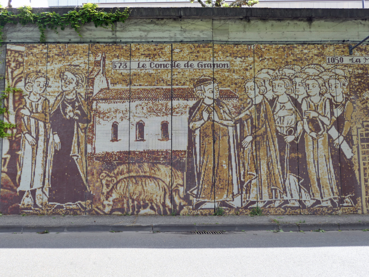 Boulevard Richard Coeur de Lion : mosaïque historique de la ville (atelier Act'Art 1986) - Marmande
