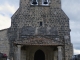 Le clocher-ur de l'église à trois baies campanaires.