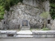 Accous (64490) monument aux morts au Pont d'Esquir
