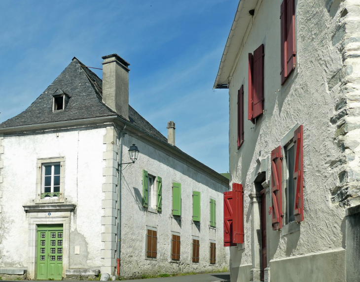 Maisons du village - Bielle