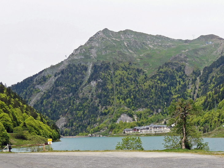 Vallée d'Ossau vers l'Espagne :  'Artouste le lac de Fabrèges - Laruns