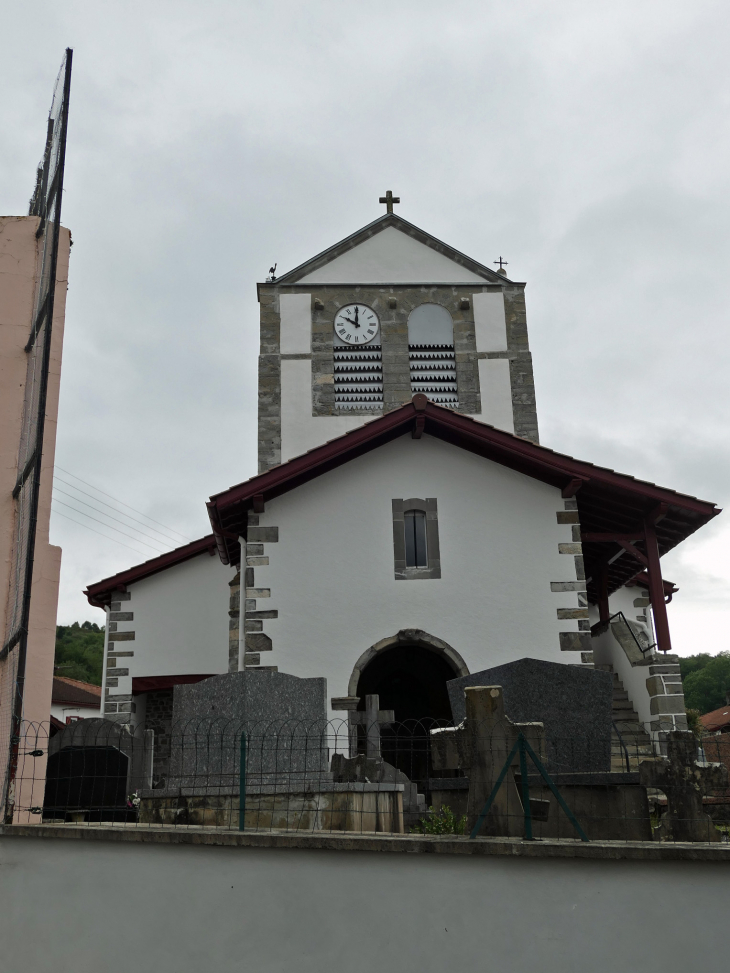 L'église et le fronton - Lohitzun-Oyhercq