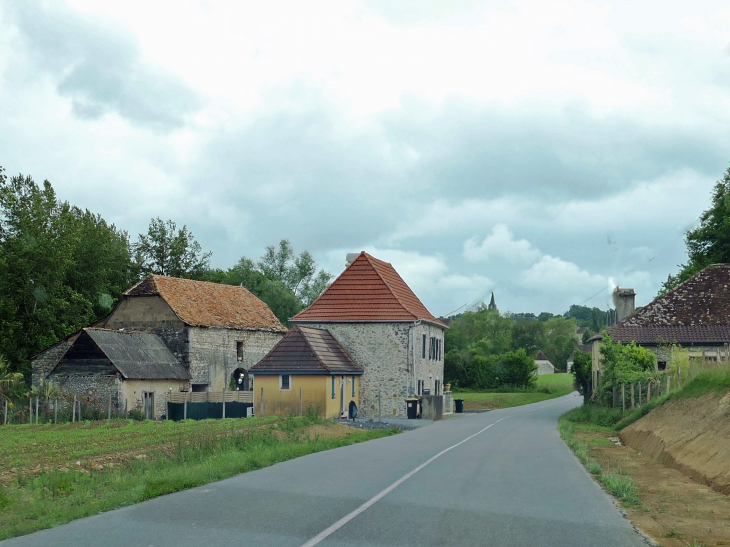 Le village - Loubieng