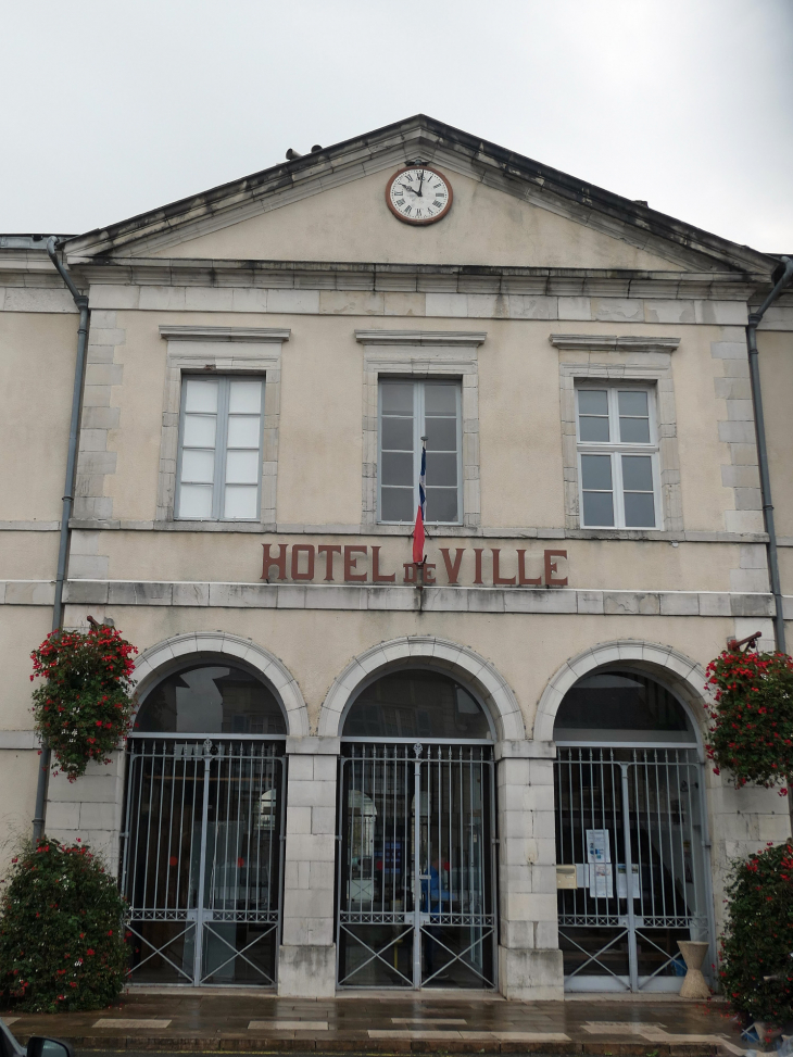 L'hôtel de ville - Navarrenx