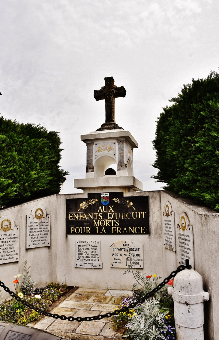 Monument-aux-Morts - Urcuit