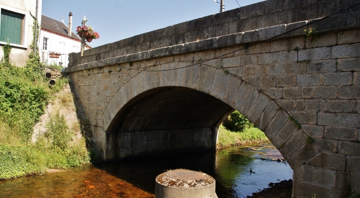 Pont sur le Barbenan - Arfeuilles